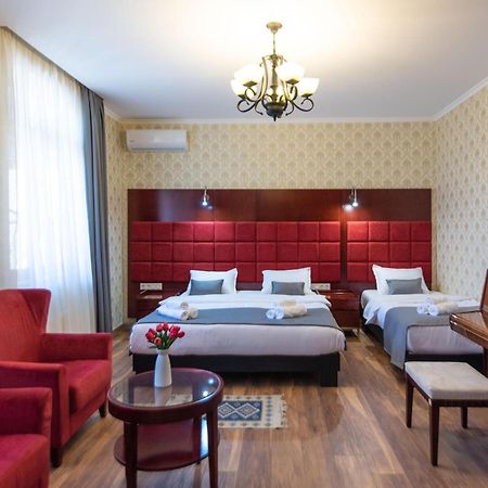 Kraveli Hotel Tiflis Exterior foto